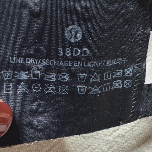 Lululemon Air Support Bra Black Size 38DD Yoga Workout - Picture 6 of 6